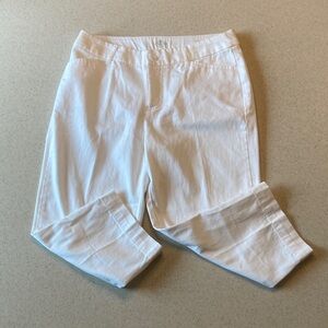 NWOT St. John's Bay White Capri Pants Women Size 6